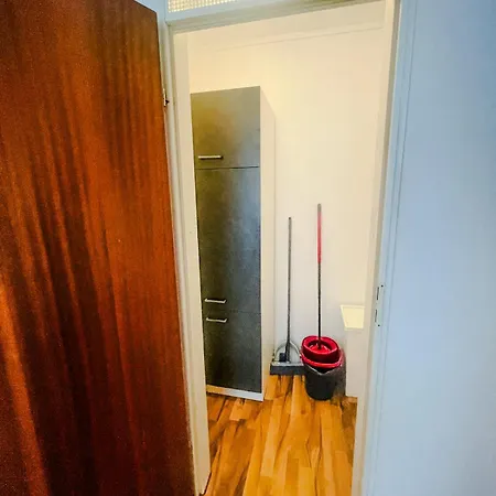 アパート Naehe Basf- Bg Klinik - Monteurzimmerfirstchoice *